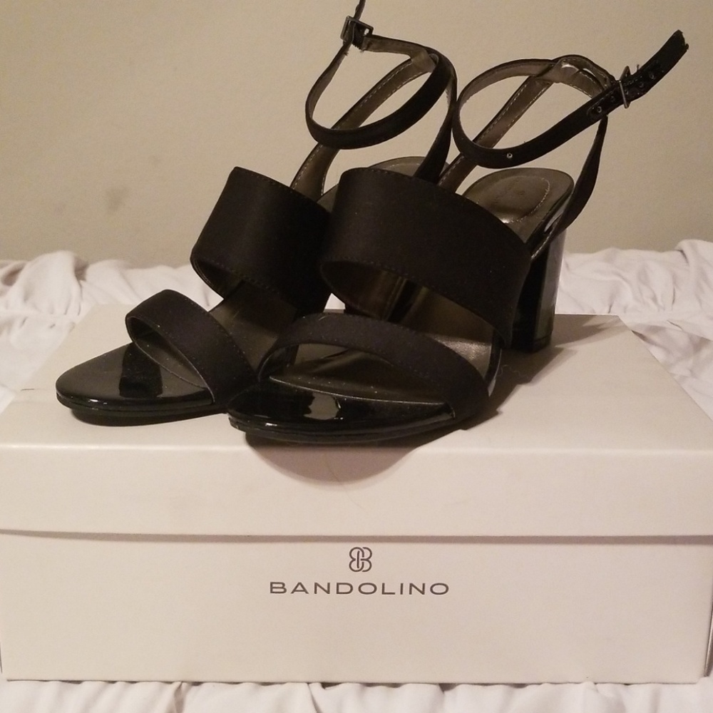 Bandolino black heels